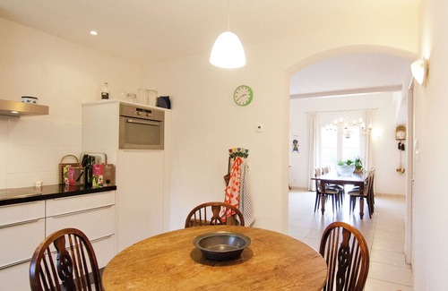 Rouzede Villa | Classy Villa in Ecuras-Rouzède with Private Garden