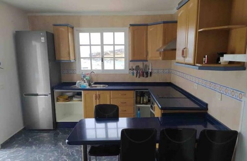 Costa Adeje Apartment | Claudia Puertito de Adeje - 2 bedrooms, 70sqm, on the beach