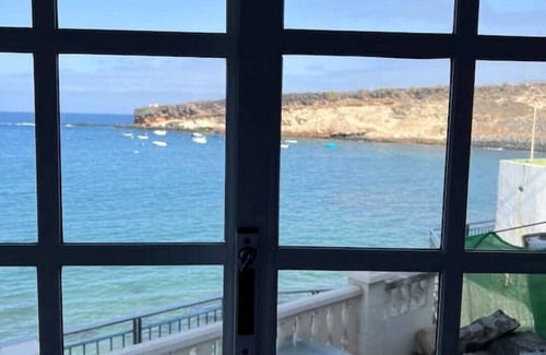 Costa Adeje Apartment | Claudia Puertito de Adeje - 2 bedrooms, 70sqm, on the beach
