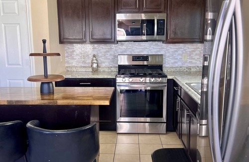 Houston House | Clean 4-bedroom house with WiFi and AC in awesome Houston near the Airport