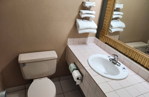 Williamstown House | Clean and affordable place to stay