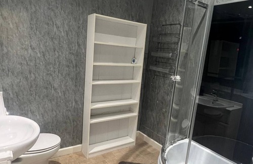 Chaucer Apartment | Clean and comfortable flat in the heart of London