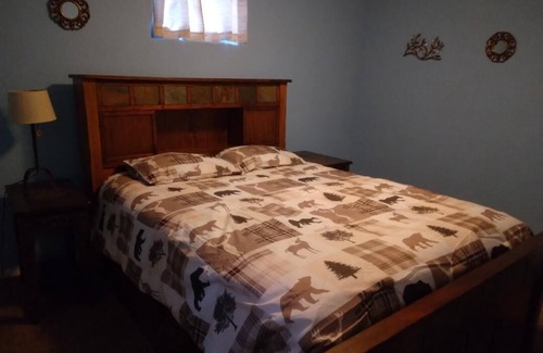 Whitehall Apartment | Clean and Comfy Apartment