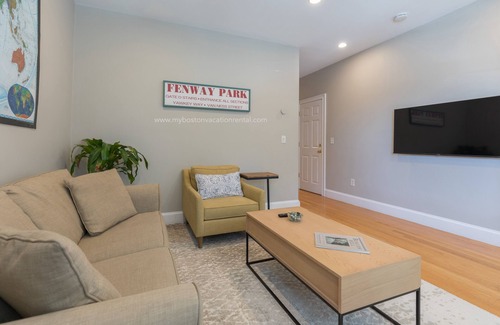 Telegraph Hill Apartment | Clean and convenient w/patio! Walk to Boston highlights!