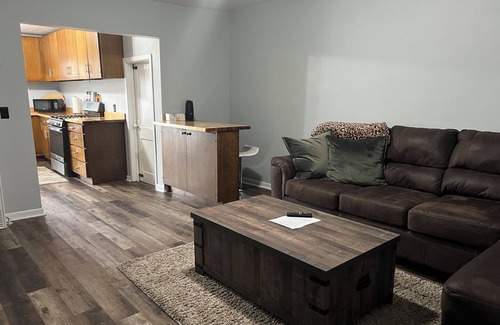La Crosse Apartment | Clean and cozy in the heart of La Crosse