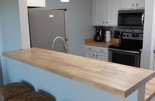 Folly Beach Condo | Clean, Beachy, Amazing Waterview nNear Folly Beach & Downtown Charleston