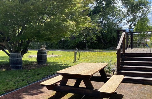 Santa Rosa House | Clean, Beautiful & Peaceful Escape, Amazing Mtn Views, Numerous wineries