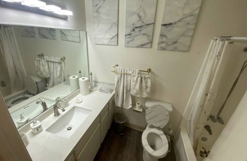 North Hills West Apartment | Clean, Comfortable, Cozy, Quiet and Convenient Apartment