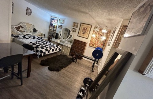 North Hills West Apartment | Clean, Comfortable, Cozy, Quiet and Convenient Apartment