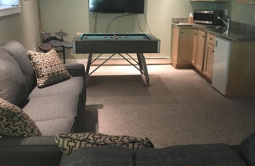 Bethlehem House | Clean Comfortable Chalet Located In The Heart Of The White Mountains