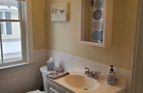 Mount Kisco Apartment | Clean, Comfy & Convenient 1 Bed Apt in the Village