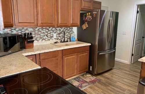 Lubbock House | ★Clean&Comfy★3BR/2BA Home★EZ access to Loop289/I27