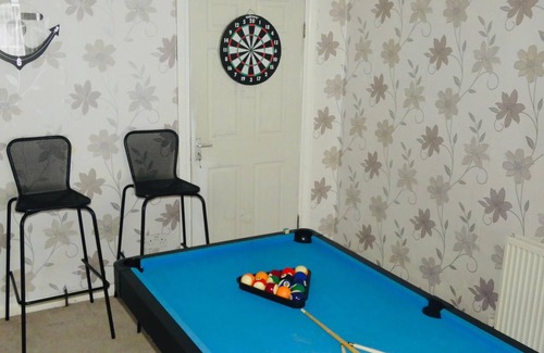 Ashburton House | Clean & Cosy 3 Bed House with Free Pvt Parking