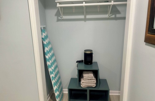 Shawnee House | Clean, Cozy & Private 2-Bdrm Retreat In The Woods