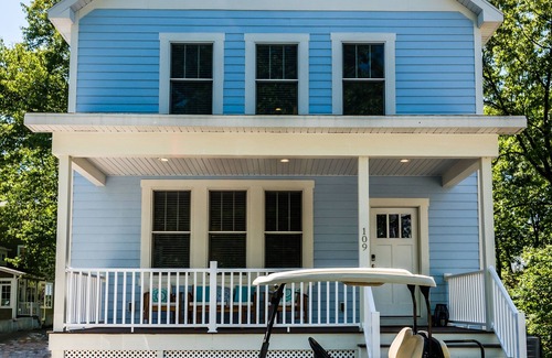 Michigan City House | CLEAN family friendly and spacious, w/golf cart. Sleeps 12, 5 bedroom, 3.5 bath.