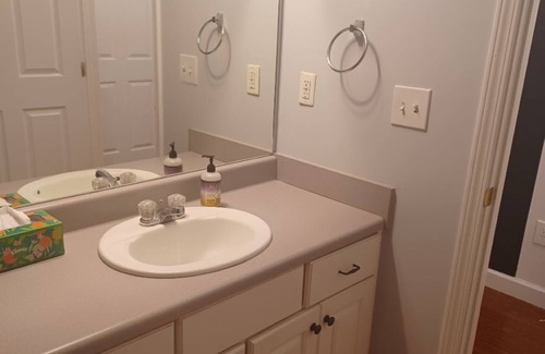Tuscaloosa House | Clean/Family-Friendly Home Near Brynat Denny-Stadium