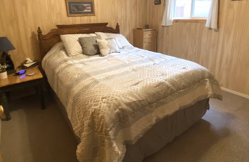Park Falls House | Clean, fully stocked Cabin with water frontage on the gorgeous Pike Lake Chain