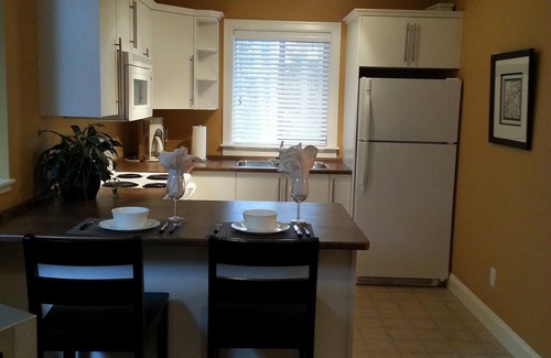 Regional District of Nanaimo House | Clean Modern Bright