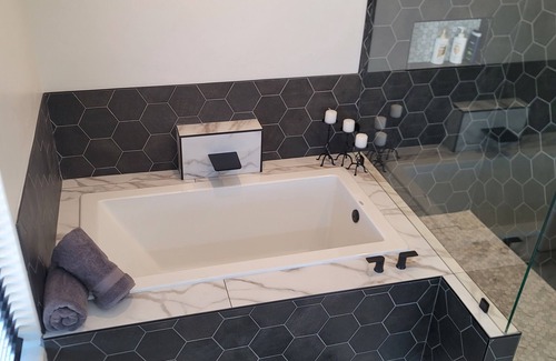 Mohave County Apartment | Clean, New, Modern Casita, great midway point to Nation Parks