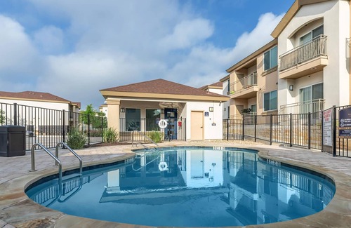 Cedar Park Apartment | Clean & Quiet 1BR Apartment in Cedar Park Austin