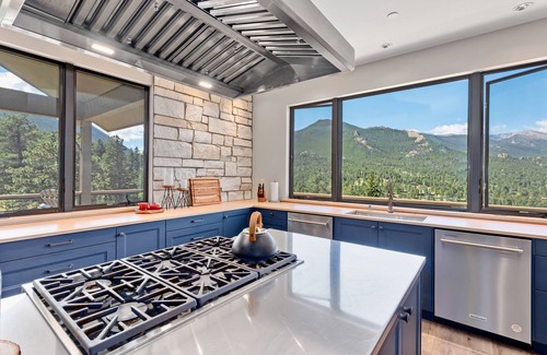 Windcliff Estates House | Clearview Luxury Home at Windcliff