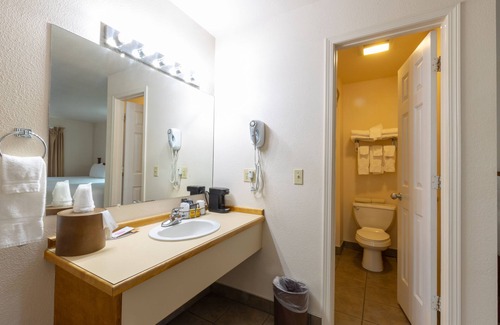 Kamiah Hotel | Clearwater 12 Motel