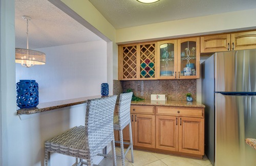 Sand Key Condo | Clearwater Beachfront Condo w/Heated Pool Access!