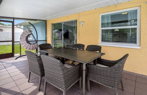Highpoint Villa | Clearwater House 3 bedrooms-pool