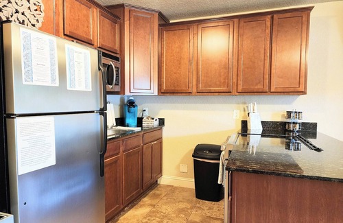 Mid America Condo | Clearwater Luxe!