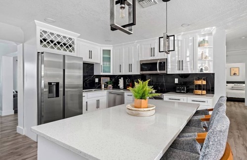 Largo House | Clearwater Near Beach&Airports HeatedPool Fire Pit