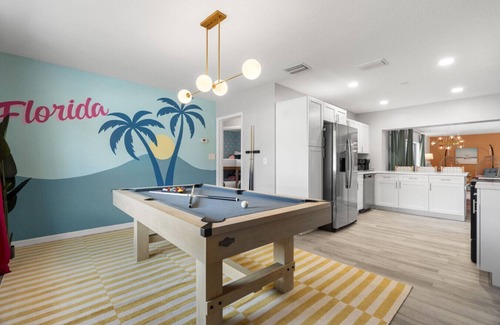 Clearwater House | Clearwater Pickleball+Heated Pool+MiniGolf Oasis