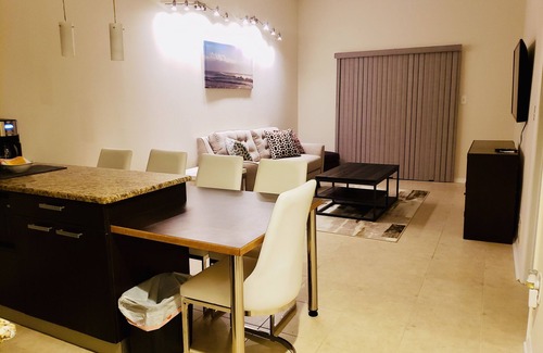 Clearwater Condo | Clearwater Vacation Beach 1Bedroom Condo fits 2-4ppl Book Now Get Discounts!