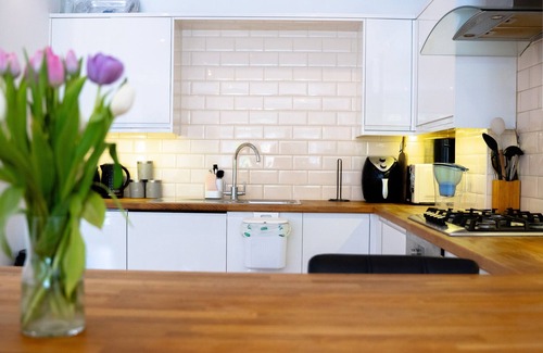 London Borough of Bromley Apartment | Cleave House - Stylish n Chic 3 Bed House mins from Central London