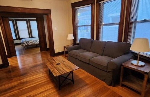 Norwood House | Cleneay #1, Private 3 Bed near Xavier & Downton