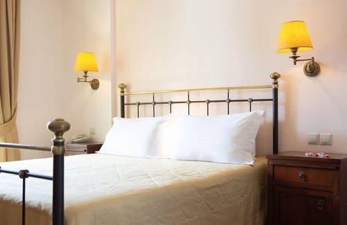 Geni House | Cleopatra Beach Hotel