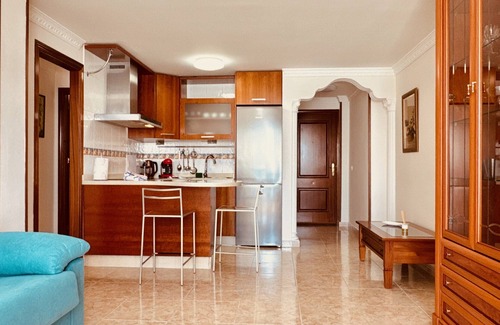 Playa de Arinaga Apartment | Click&Guest - Bright Sun House with Sea Views