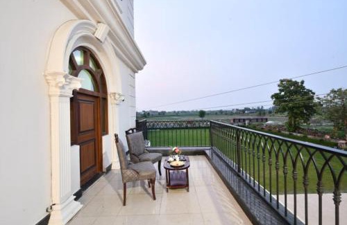 Faizabad Hotel | Click Hotel Narayana
