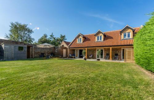 Hunstanton Bed & Breakfast | Cliff Farmhouse B&B Suites