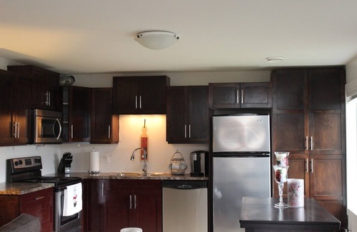 Central Okanagan House | Cliff-Side, Private suite with Patio and Sunset Views