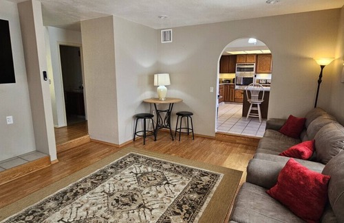 Page House | Cliff Views, Hot Tub, Kayaks, Boat Parking, SUPs, Pool Table, Fire Pit, Golf, Air Hockey, Ping Pong