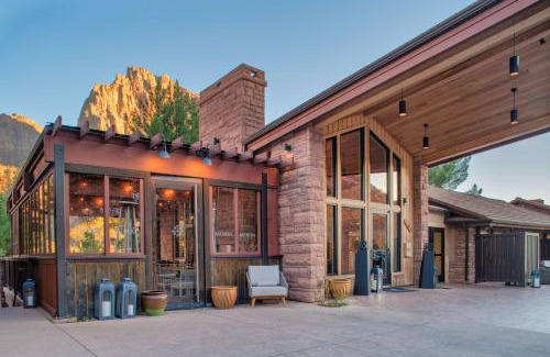 Zion National Park South Entrance Hotel | Cliffrose Springdale, Curio Collection By Hilton
