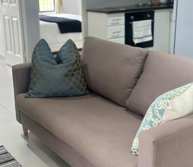 Kloof Apartment | Cliffside Cottage