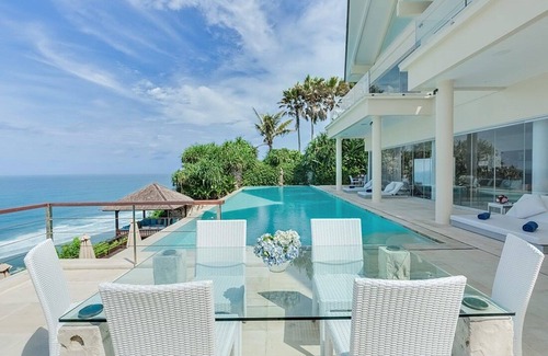 Ungasan Villa | Cliffside Retreat with Pool & Ocean Views – Bali Villa 1065