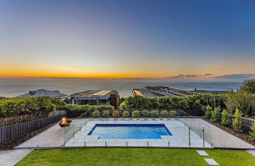 Mount Martha House | Clifftop Family Retreat | Views & Pool