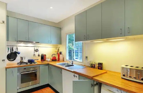 Leura House | Cliffview Cottage with Views