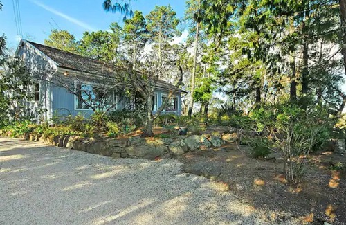 Leura House | Cliffview Cottage with Views