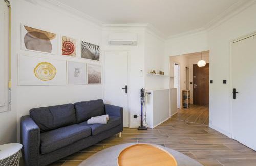 Quartier Exposition-Bajatiere Apartment | Climatisation 2P rénové 2 personnes très central