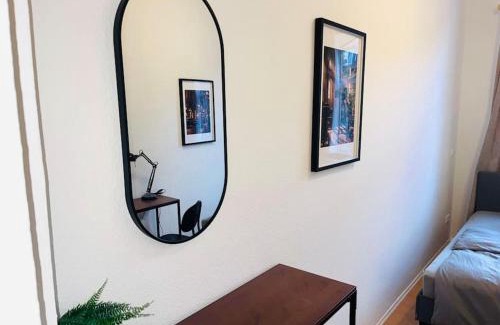 Andreasvorstadt Apartment | ClNEMA SUITE Erfurt