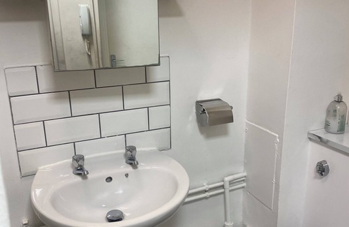 Gravesend Apartment | Clocktower Apartment