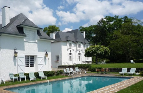 Jurancon Apartment | Clos Mirabel Camelia Studio